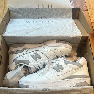 NWT 🩶 NEW BALANCE BB550 WHITE & GREY SNEAKERS WOMENS 7